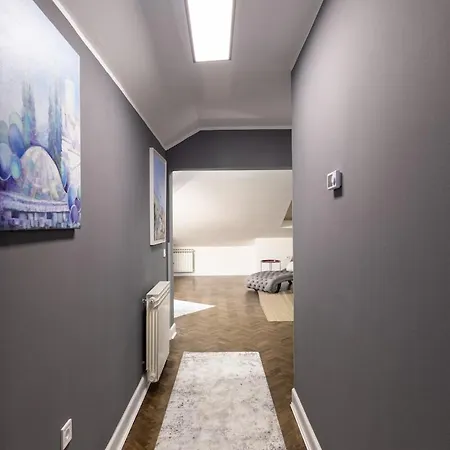 Apartamento Five Points - New 2br By Bascarsija With Free Parking